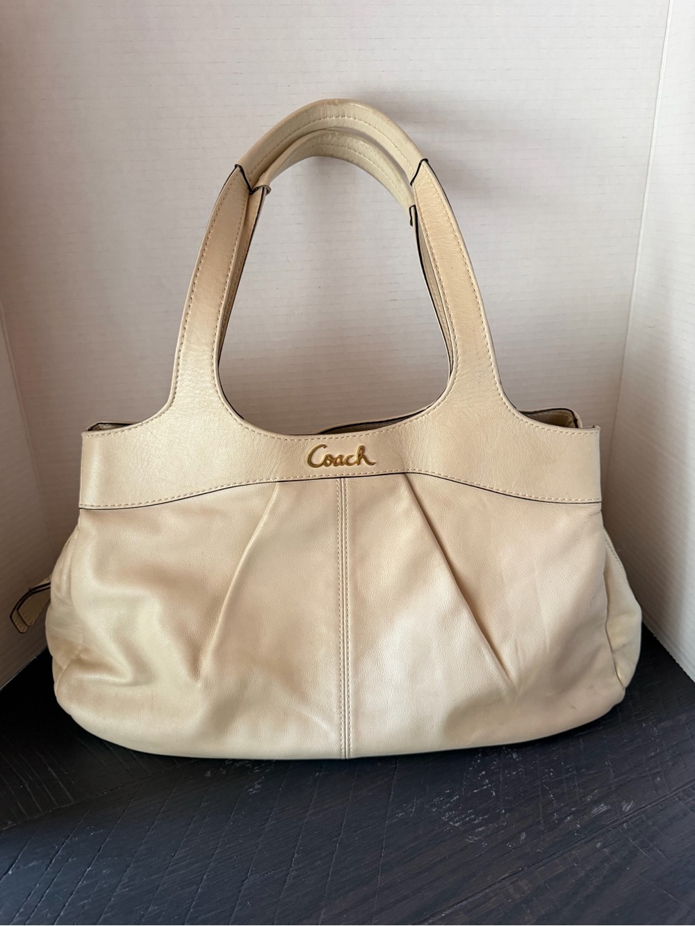 Vintage Y2K Coach Lexi F18829 Ivory Cowhide Leather Shoulder Bag/Satchel